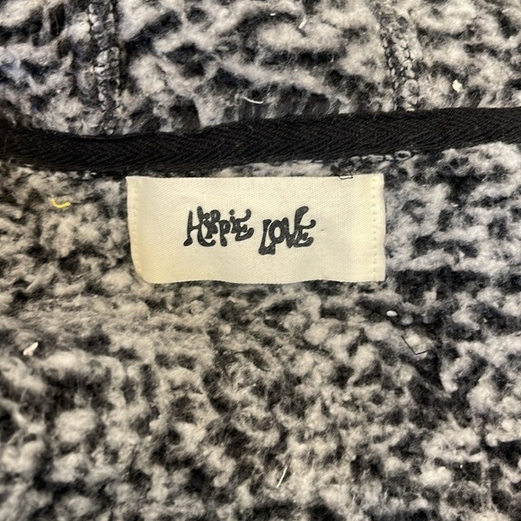 Hippie Love hooded fitted zippered sherpa size small - Picture 4 of 5